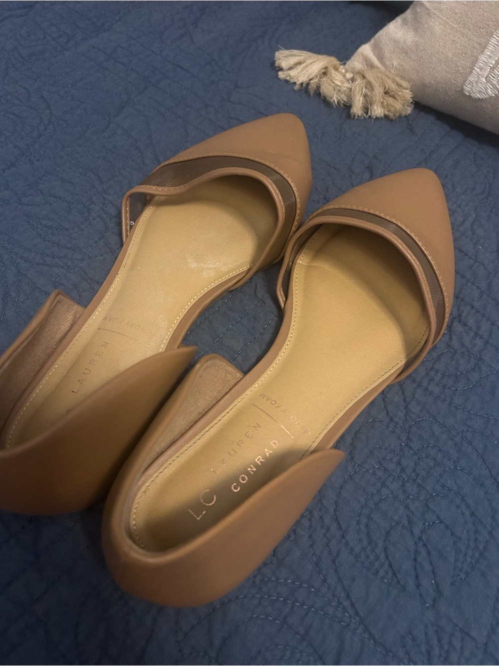 LC Lauren Conrad Camel/Tan Pointed D'Orsay Flats